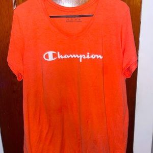 XL champion shirt
